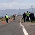 Elazığ'da şap aşısı yapmaya giden veterinerlerin aracı devrildi: 2 yaralı