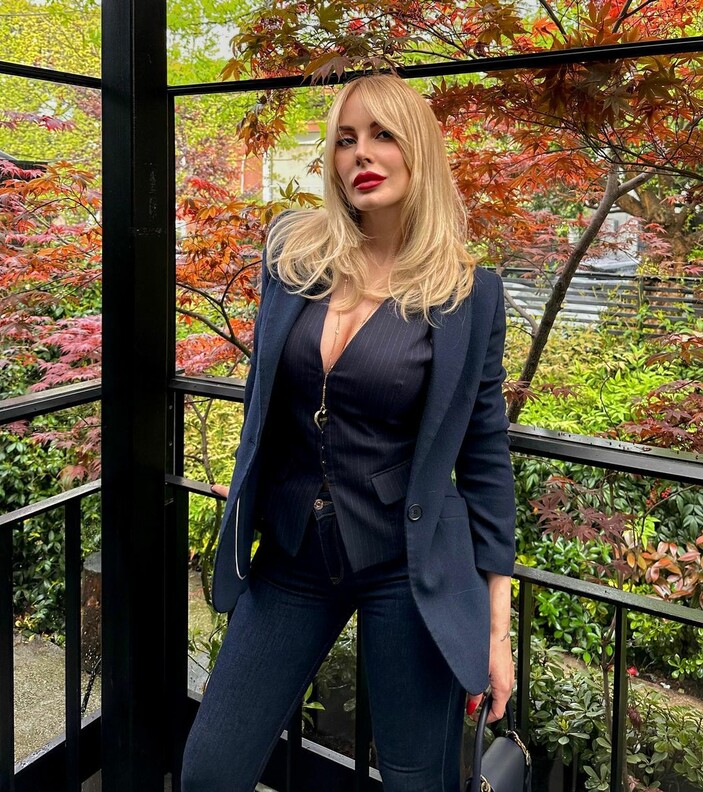 Hande Sarıoğlu'ndan iddialı tarz