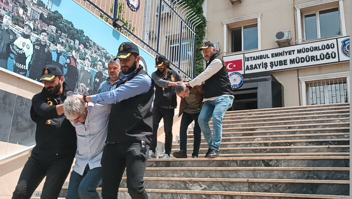 Üsküdar’da genç adamı öldürüp, çuvala koydular: 2 şüpheli gözaltında