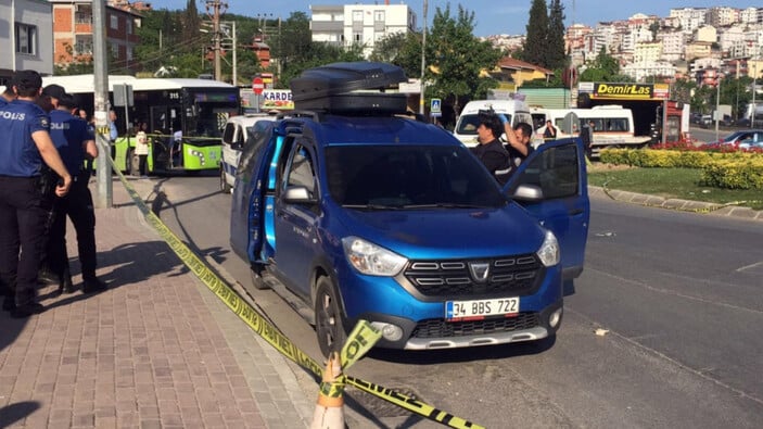 Gebze'de bir kişi ateş ettiği husumetlileri tarafından bıçakla öldürüldü