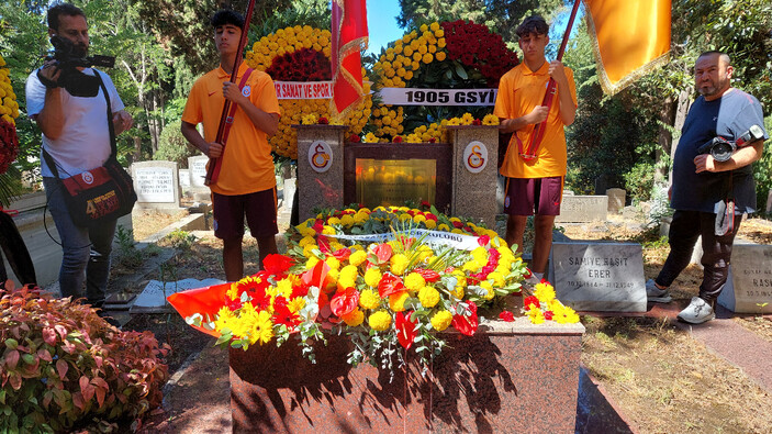 Ali Sami Yen, mezarı başında anıldı