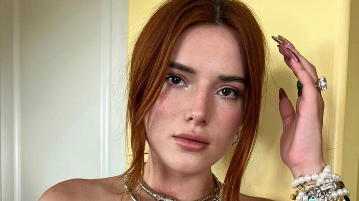 Bella Thorne'a büstiyeri küçük geldi! O pozlar beğeni butonunu çökertti....