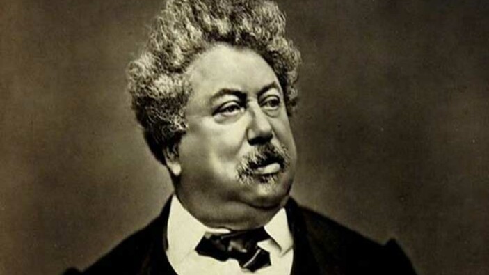 Kamelyalı Kadın, Üç Silahşorlar romanlarının dev yazarı:  Alexandre Dumas