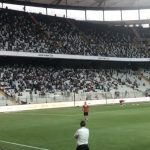 Beşiktaş tribünleri 'yönetim istifa' tezahüratı yaptı