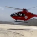 Hakkari'de yılanın ısırdığı çiftçi helikopterle hastaneye yetiştirildi