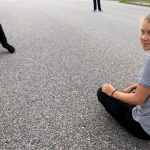 Polisin uyarılarına uymayan Greta Thunberg'e para cezası