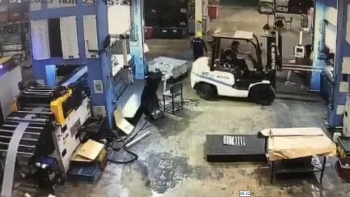 Düzce'de forklift ile duvar arasına sıkışan işçi öldü