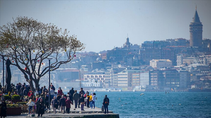 Kavurucu sıcaklık devam ediyor! Yurt geleni 30'un üzerinde....