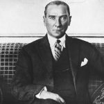 Yapay zeka ile Mustafa Kemal Atatürk'e 'Fikrimin İnce Gülü' türküsü söyletildi