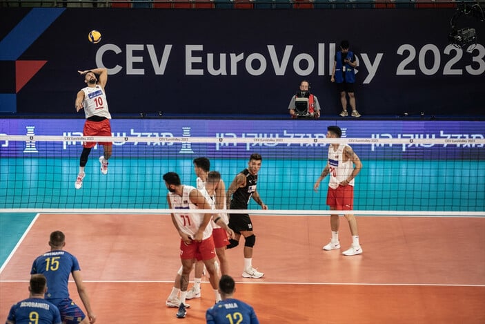 A Milli Erkek Voleybol Takımı, Romanya'ya yenildi