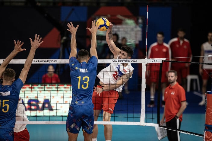 A Milli Erkek Voleybol Takımı, Romanya'ya yenildi