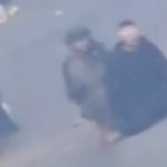 İsrail askerleri gözaltına aldığı Filistinliyi canlı kalkan olarak kullandı