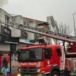 İstanbul'da iş yerinin deposunda yangın