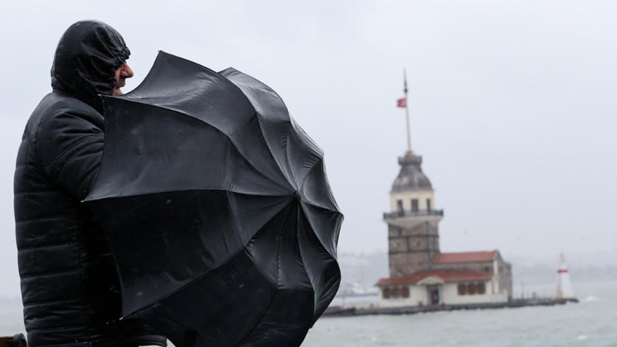 AKOM İstanbullulara saat verdi: Bu saatlere hazırlıklı olun...