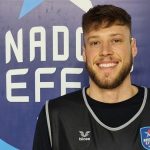 Anadolu Efes, Mike Daum'u transfer etti