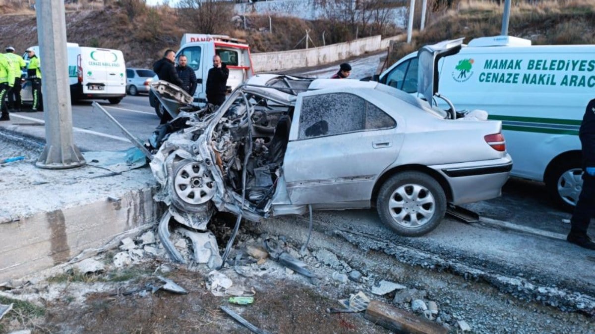 Ankara'da kaza: Aynı aileden 3 kişi öldü, 1 bebek ağır yaralı