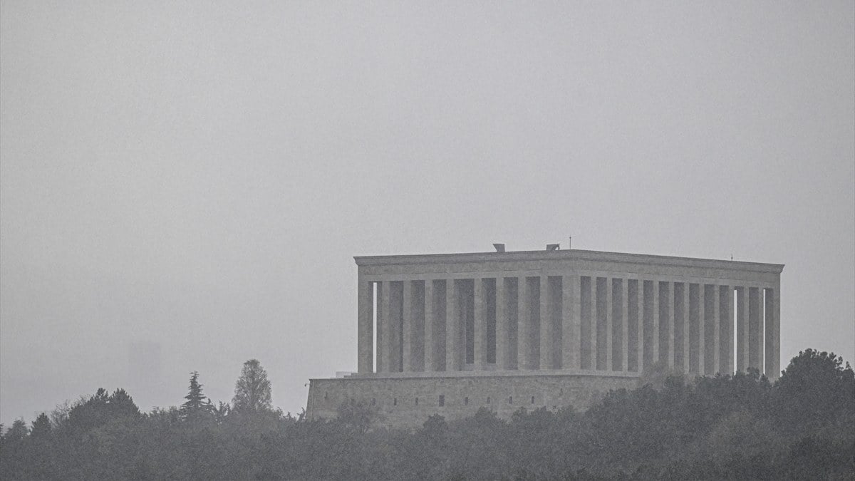 Başkent Ankara'da kar yağışı başladı