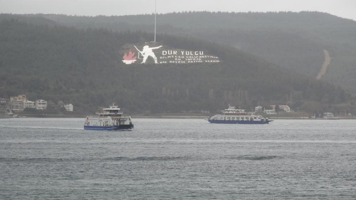 Deniz ulaşımına fırtına engeli! Gökçeada ve Bozcaada'ya feribot seferleri iptal