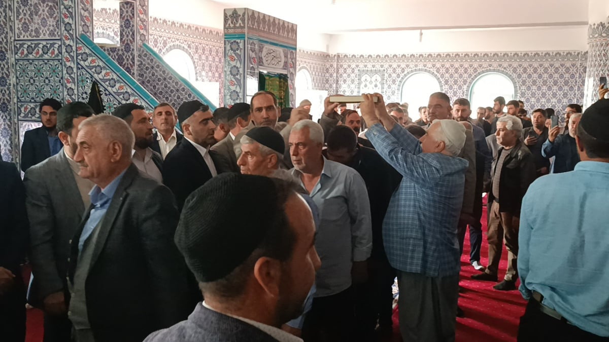 Diyarbakır'da iki aile arasındaki 47 yıllık husumet barışla bitti