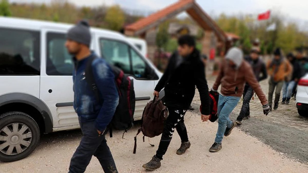 Edirne'de bir haftada 327 göçmen ve 8 organizatör yakalandı