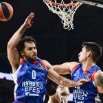 EuroLeague'de haftanın MVP'leri Larkin ve Lo seçildi