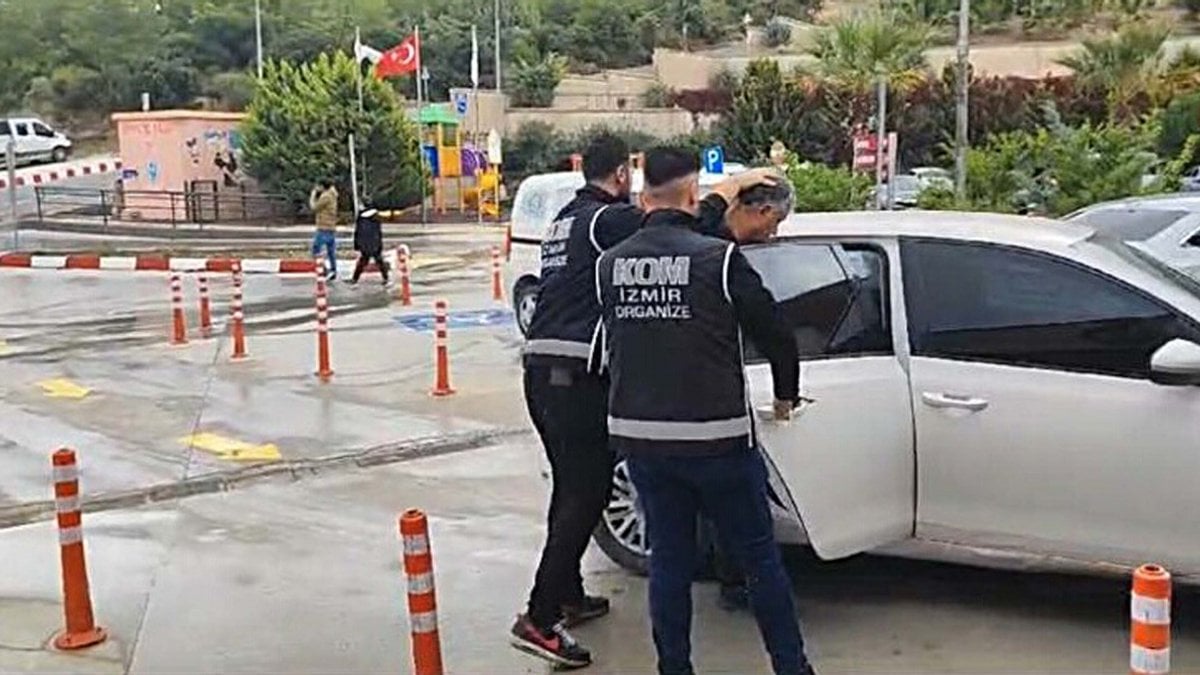 İzmir'de FETÖ operasyonu! Zaman Gazetesi’nin firari ismi yakalandı