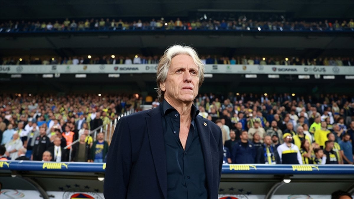 Jorge Jesus kararından vazgeçti! Fenerbahçe'yi FIFA'ya şikayet etmeyecek