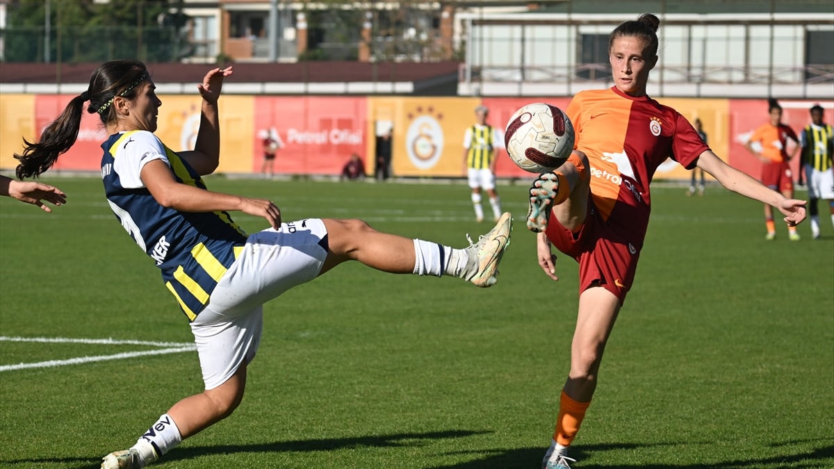 Kadınlar derbisinde Galatasaray, Fenerbahçe'yi yendi