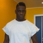 Mario Balotelli, dizinden ameliyat edildi