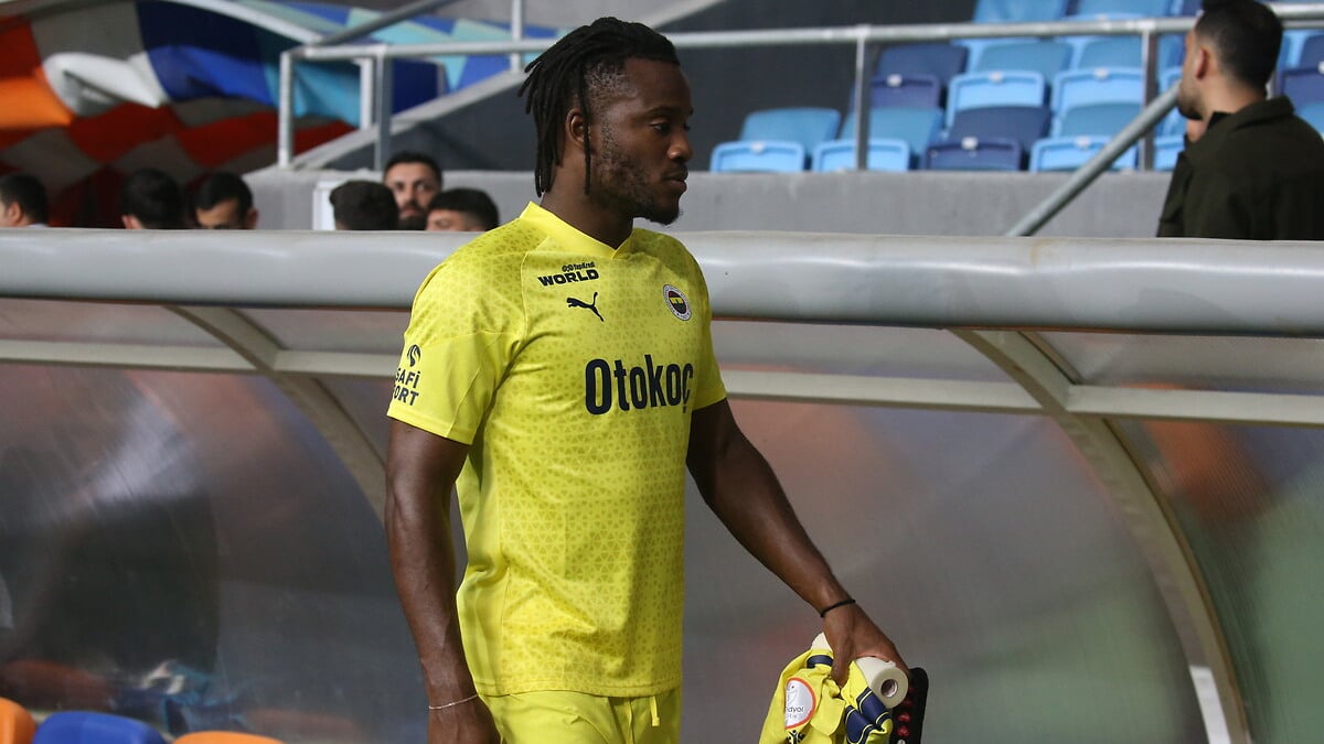 Michy Batshuayi'ye iki Belçika takımı teklif yaptı