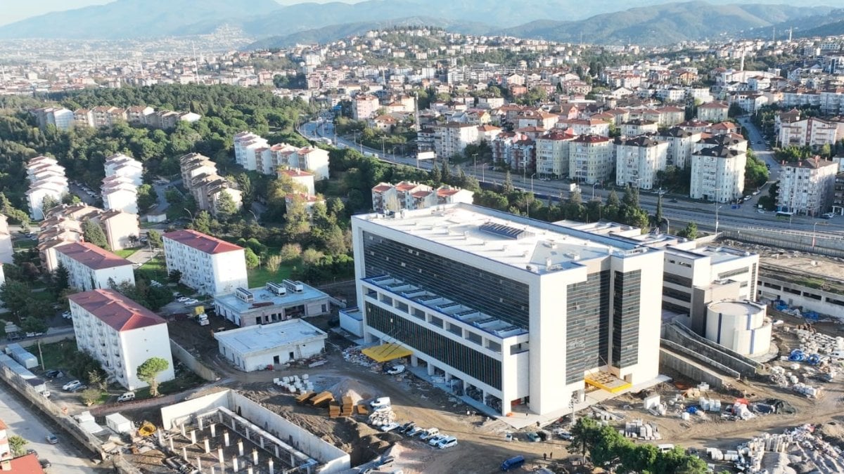 Ocak 2024'te açılacak! Gölcük'e depreme dayanıklı hastane inşa ediliyor