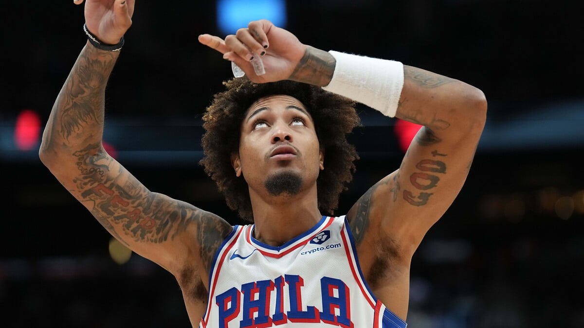 Philadelphia 76erslı Kelly Oubre, trafik kazası geçirdi