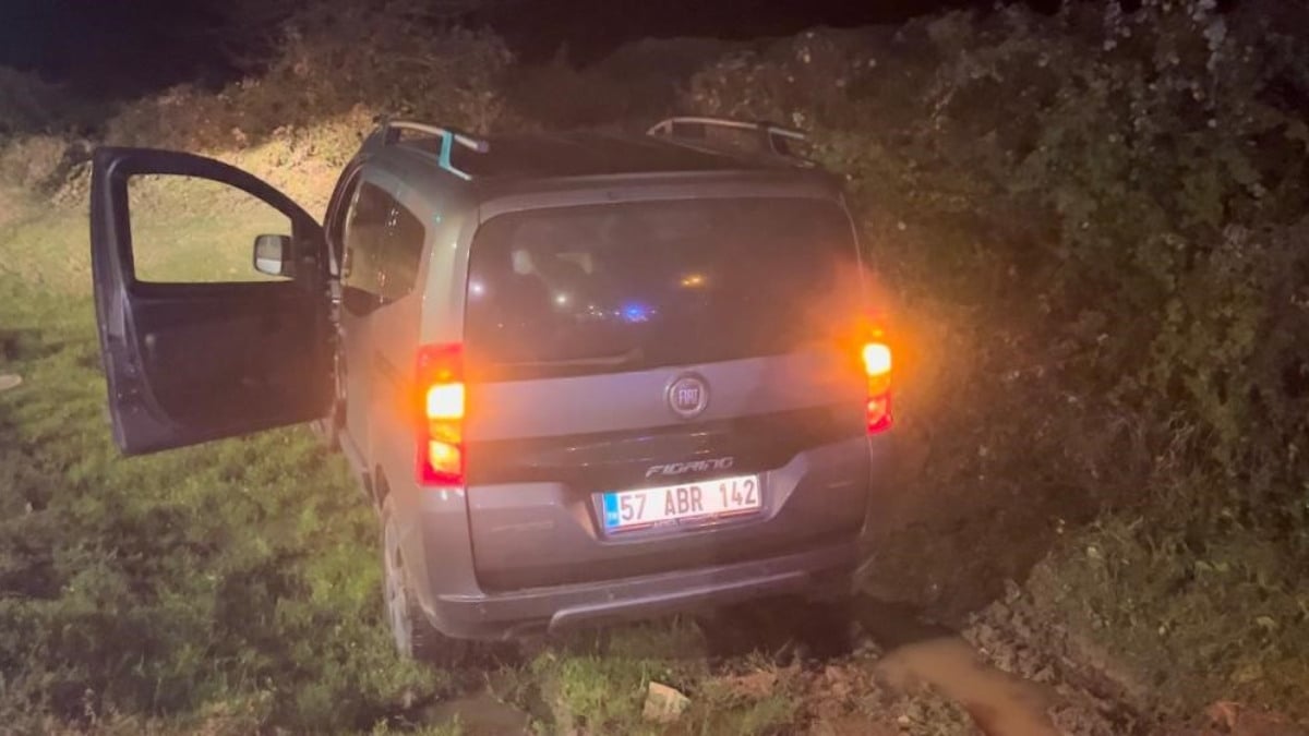 Sinop'ta hafif ticari araç ile motosiklet çarpıştı: 1 yaralı