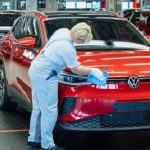 Volkswagen, Almanya'daki fabrikasında elektrikli araç üretimini durdurdu