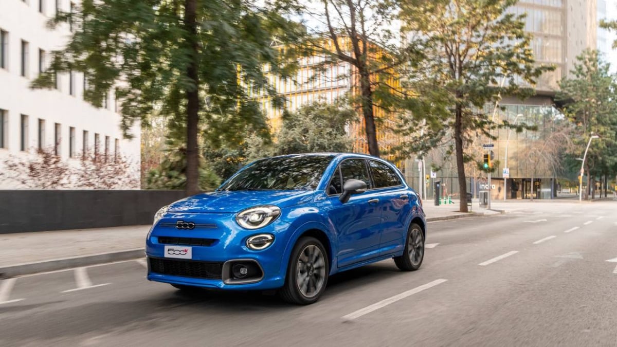 Yenilenen Fiat 500X, gelişmiş hibrit teknolojisiyle  satışa sunuldu