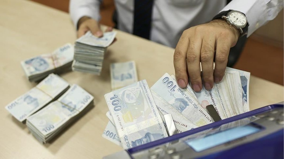 Banka banka hesaplandı: 100 bin TL kredi çekip faize yatırmak karlı mı?