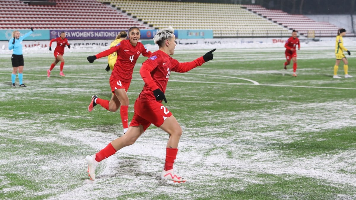 A Milli Kadın Futbol Takımı, Litvanya'yı farklı yendi