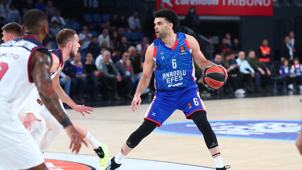 Anadolu Efes, Baskonia'ya mağlup oldu