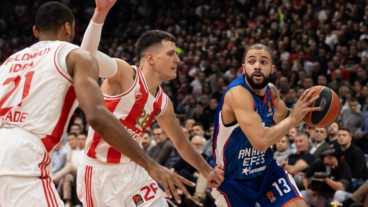 Anadolu Efes, Kızılyıldız'a mağlup oldu