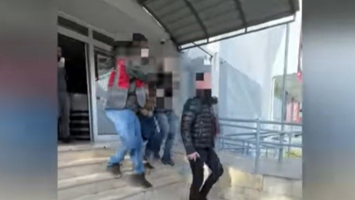 Erzincan'daki öğrencilere şantaj yapan şahıs İstanbul'da paketlendi