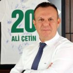 Eski Denizlispor başkanı, 'yol verme' kavgasında bıçaklandı