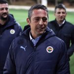 Fenerbahçe Başkanı Ali Koç, Avrupa'da hezimet yaşayan futbolcularla toplantı yaptı