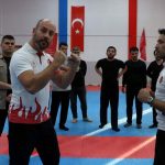 Gaziantep'te icra memurları Kung Fu öğreniyor