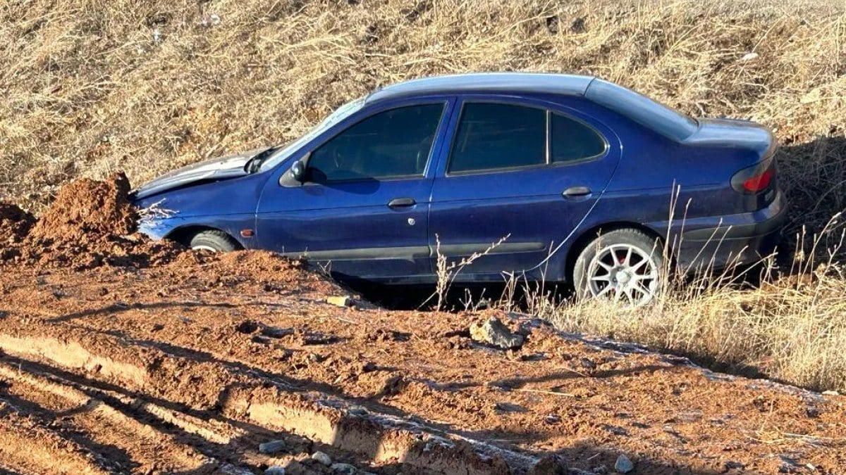 Sivas’ta otomobil şarampole düştü: 5 yaralı