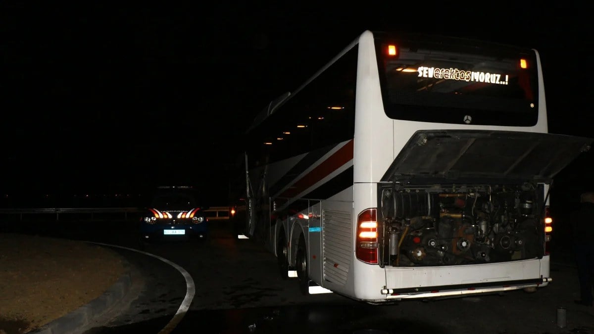 Tokat'ta 33 yolcunun bulunduğu otobüsüne tüfekle ateş açıldı